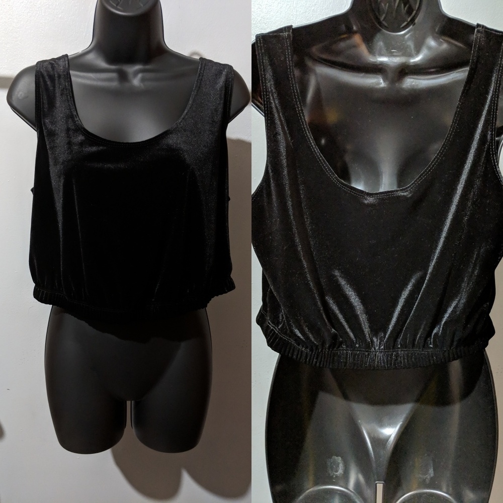 Black Crop Top